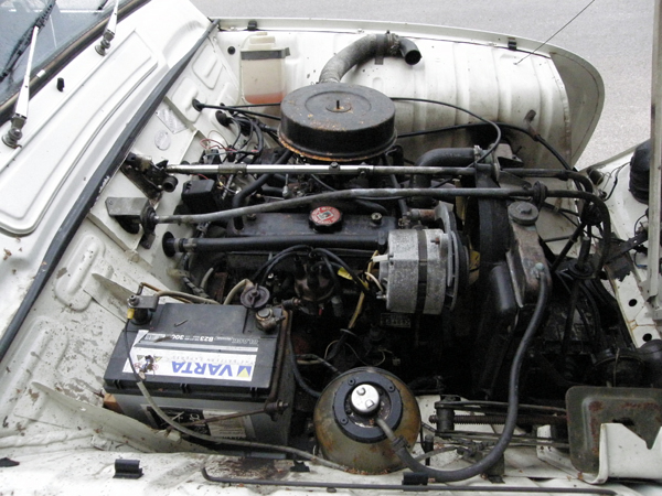 Compartiment moteur R4 sinpar