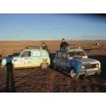 Bivouac à Ouarzazate au pied de l'Atlas enneigé