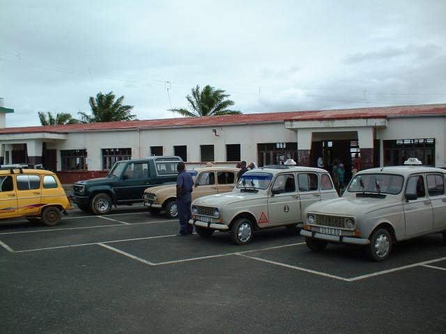 Les 4L taxis de Sambava
